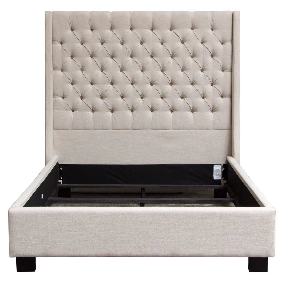 Tufted Bed with Vintage Wing N3303