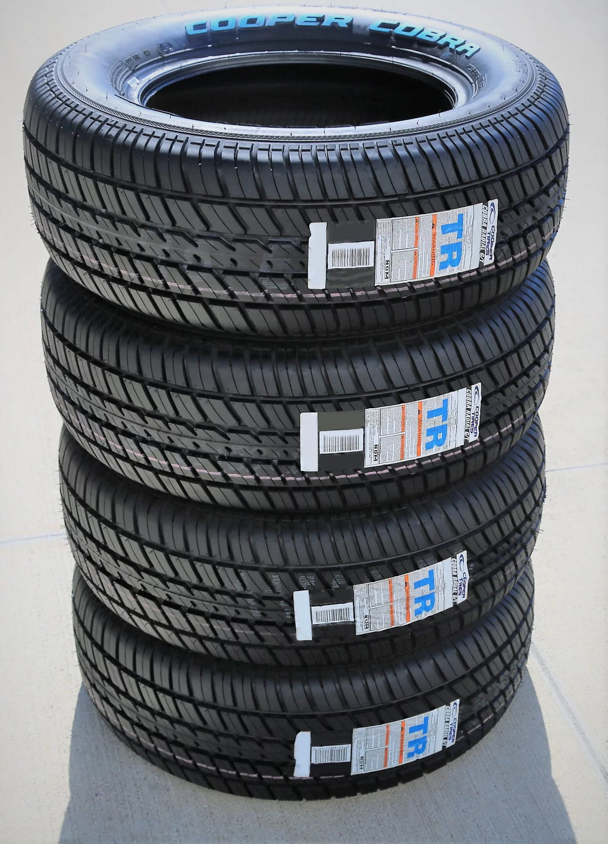 Set of 4 All Season Tires Y42877