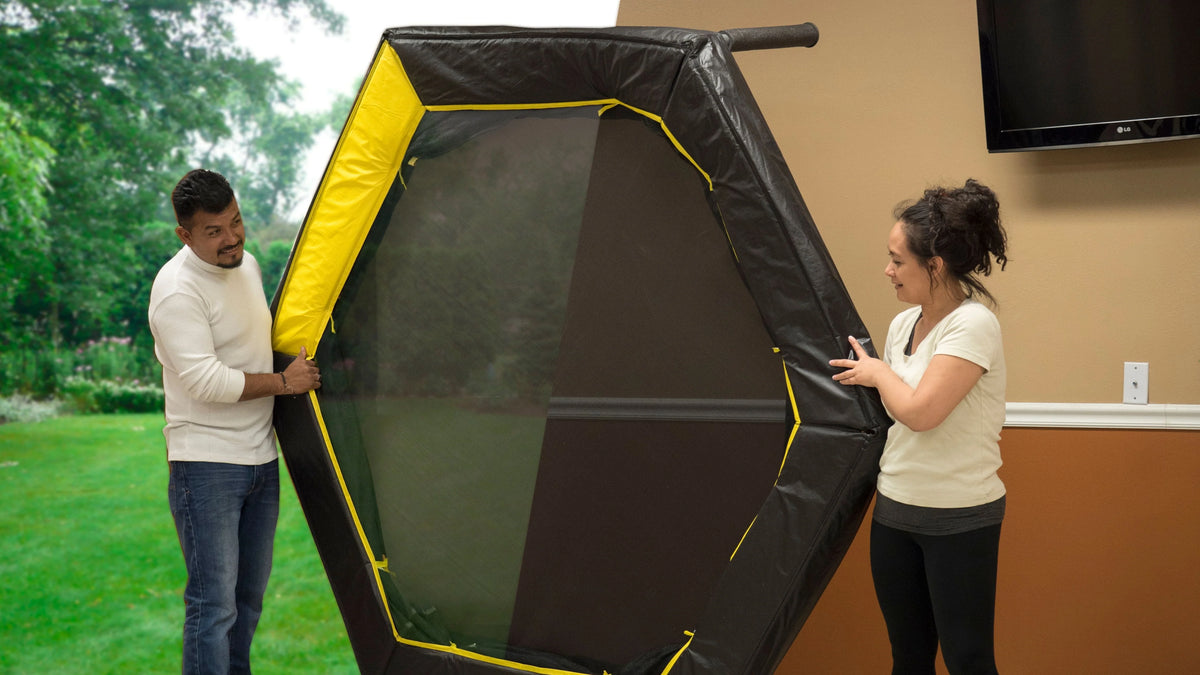 7.5-Foot Trampoline with Enclosure N888