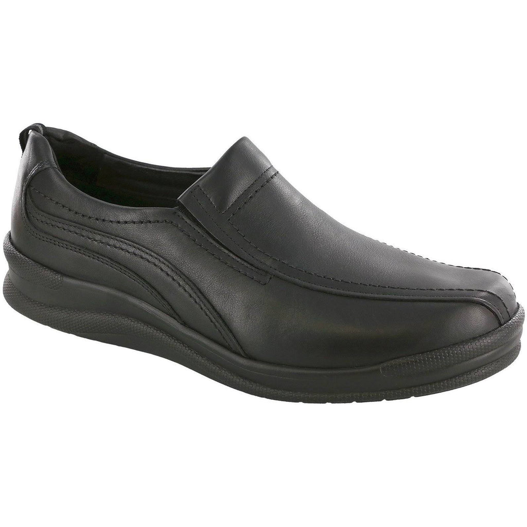 Black 13 Wide Cruise Shoes Y617