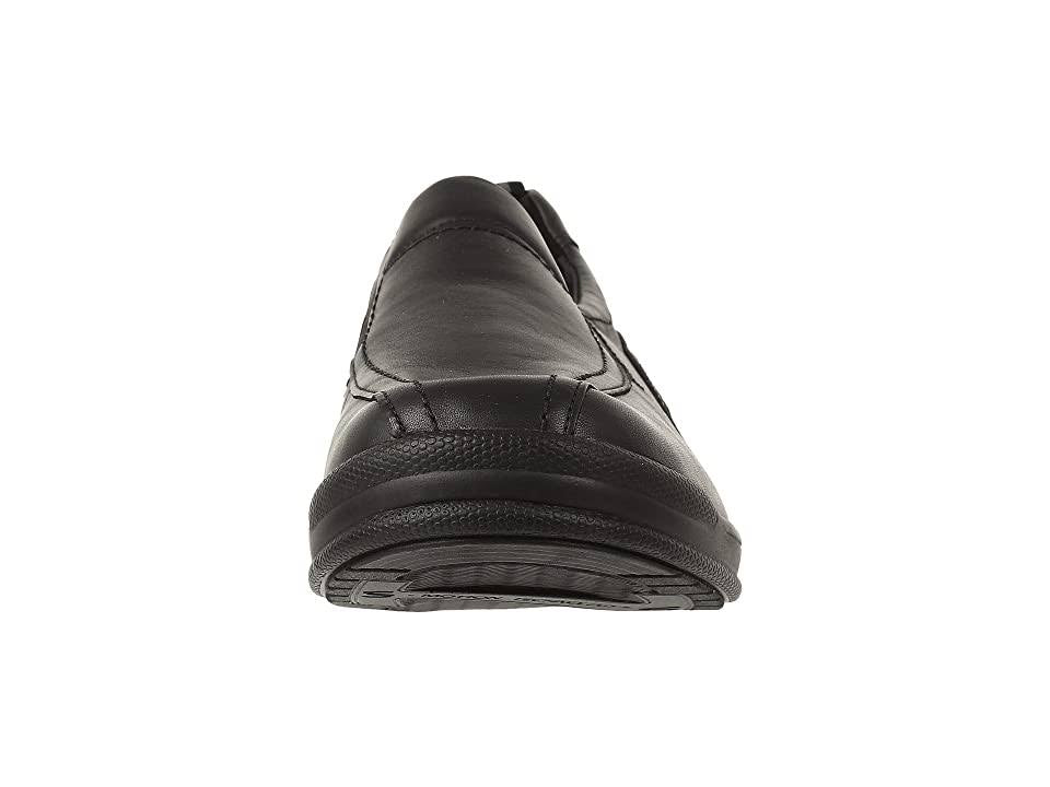 Black 13 Wide Cruise Shoes Y617